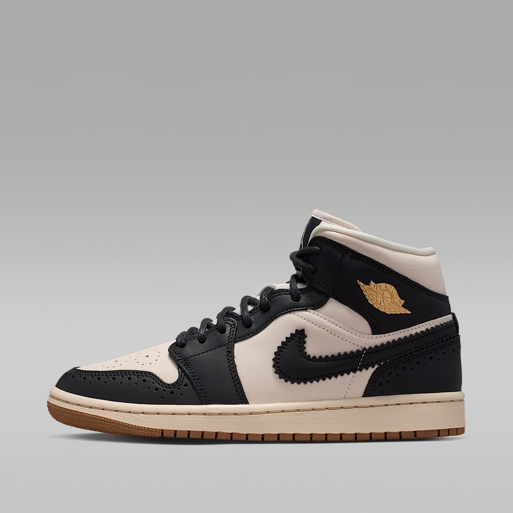 靴 Nike Women's Air Jordan 1 Mid SE 23,5cm Air Jordan 1 Mid SE Women's Shoes. Nike.com